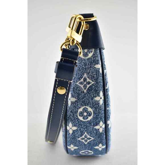 Louis Vuitton Loop Blue Denim Monogram Gold Chain Moon Crossbody Shoulder Bag - Picture 9 of 12